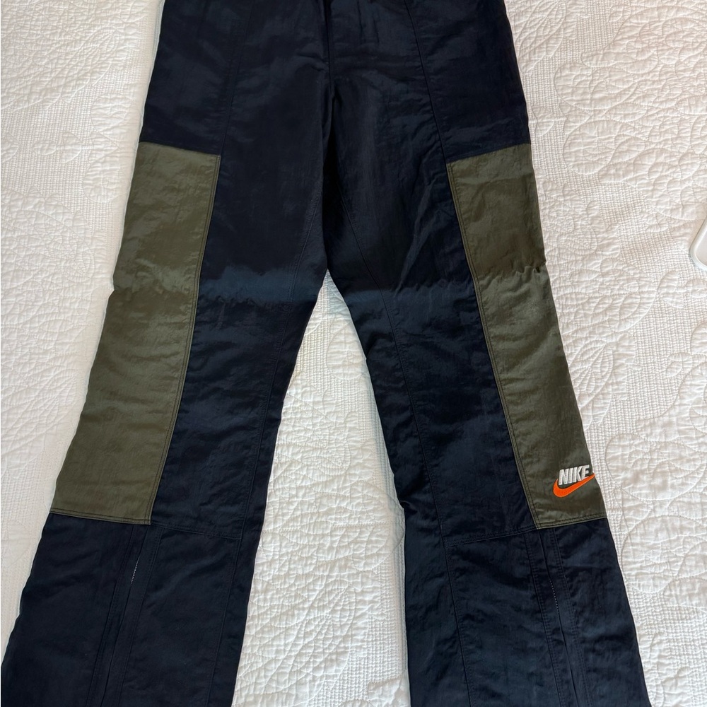 Nike womens Black and Green Pants